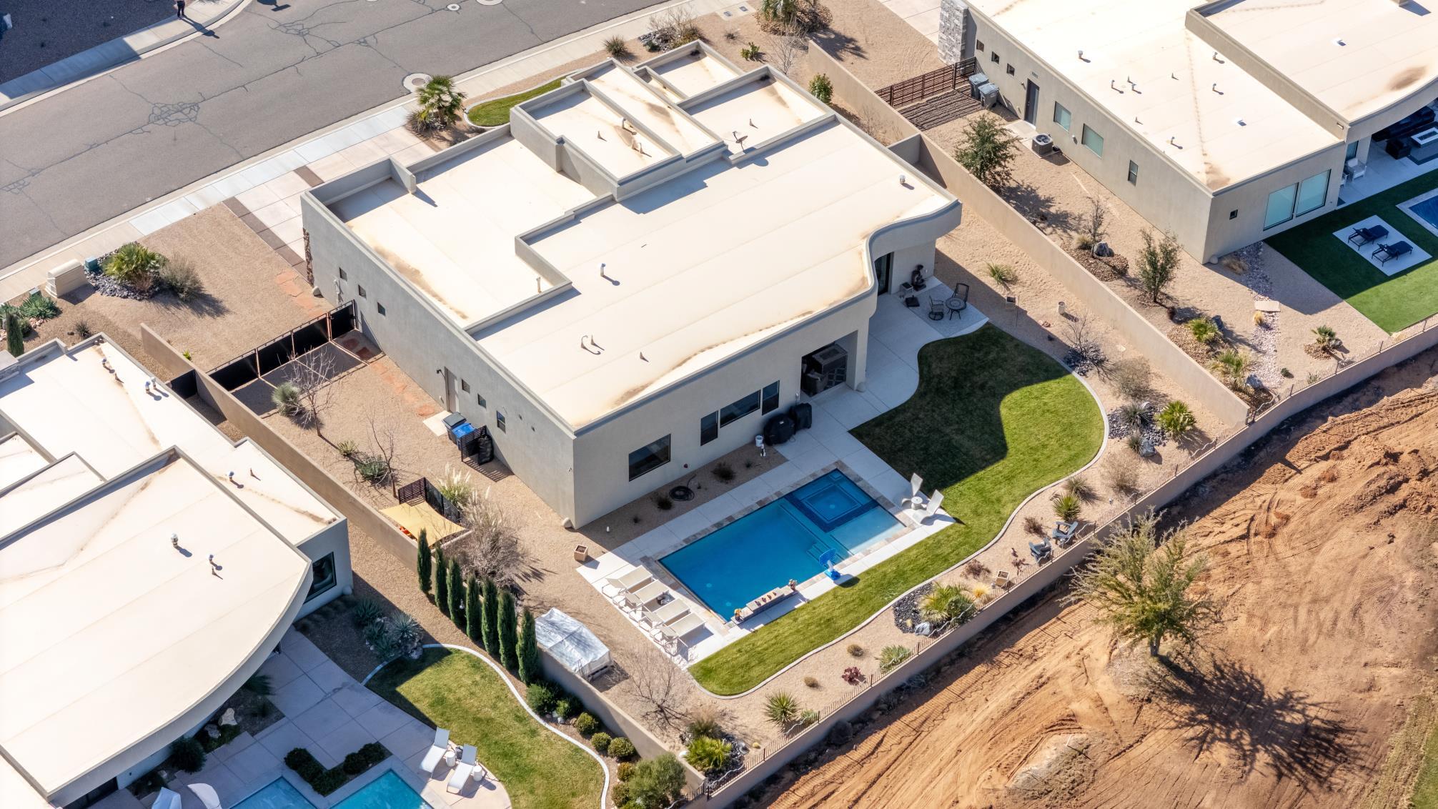 LEDGES OF ST GEORGE SAND COVE - Residential