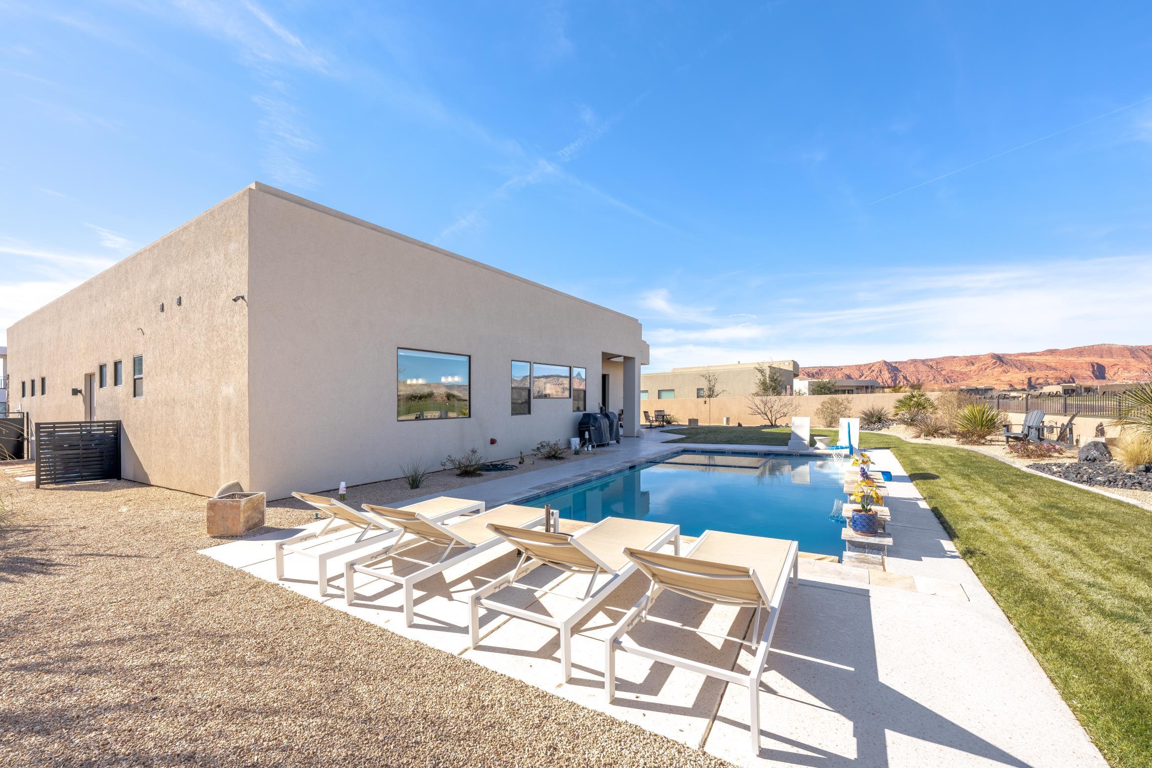 LEDGES OF ST GEORGE SAND COVE - Residential