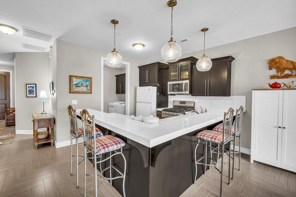 PELICAN HILLS CONDOMINIUMS - Residential