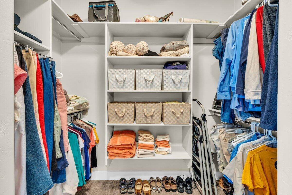 PELICAN HILLS CONDOMINIUMS - Residential