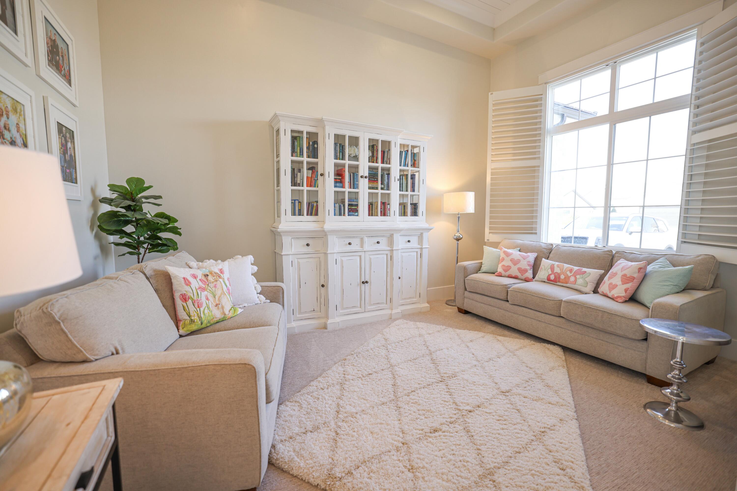 FIELDSTONE - Residential