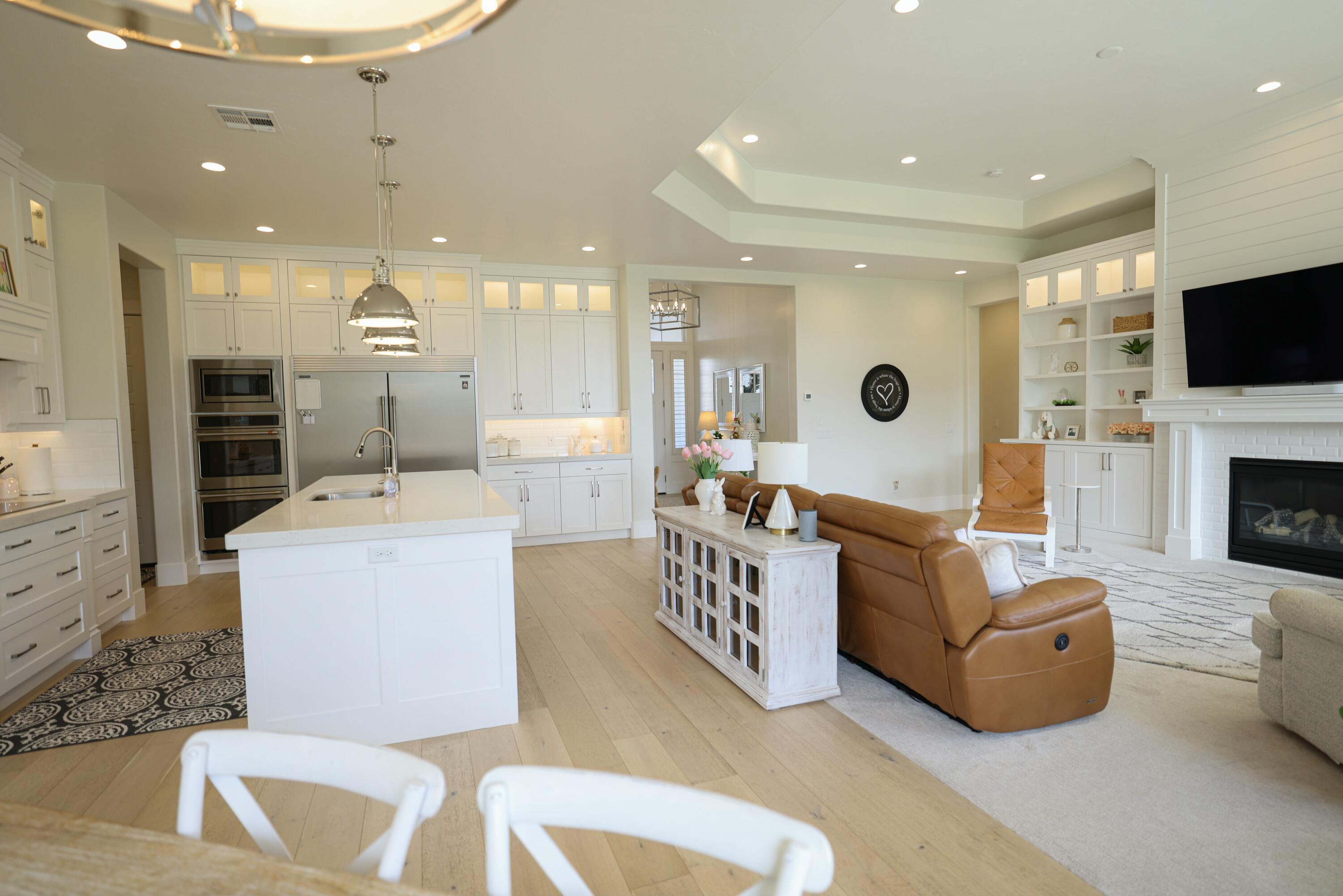 FIELDSTONE - Residential