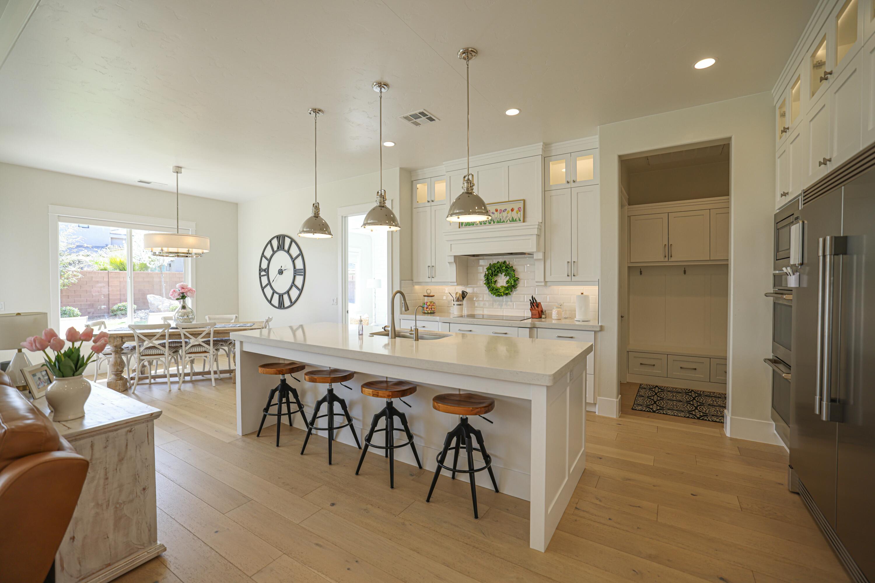 FIELDSTONE - Residential