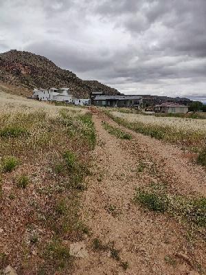 LAVERKIN TOWNSITE AND FIELD - Land