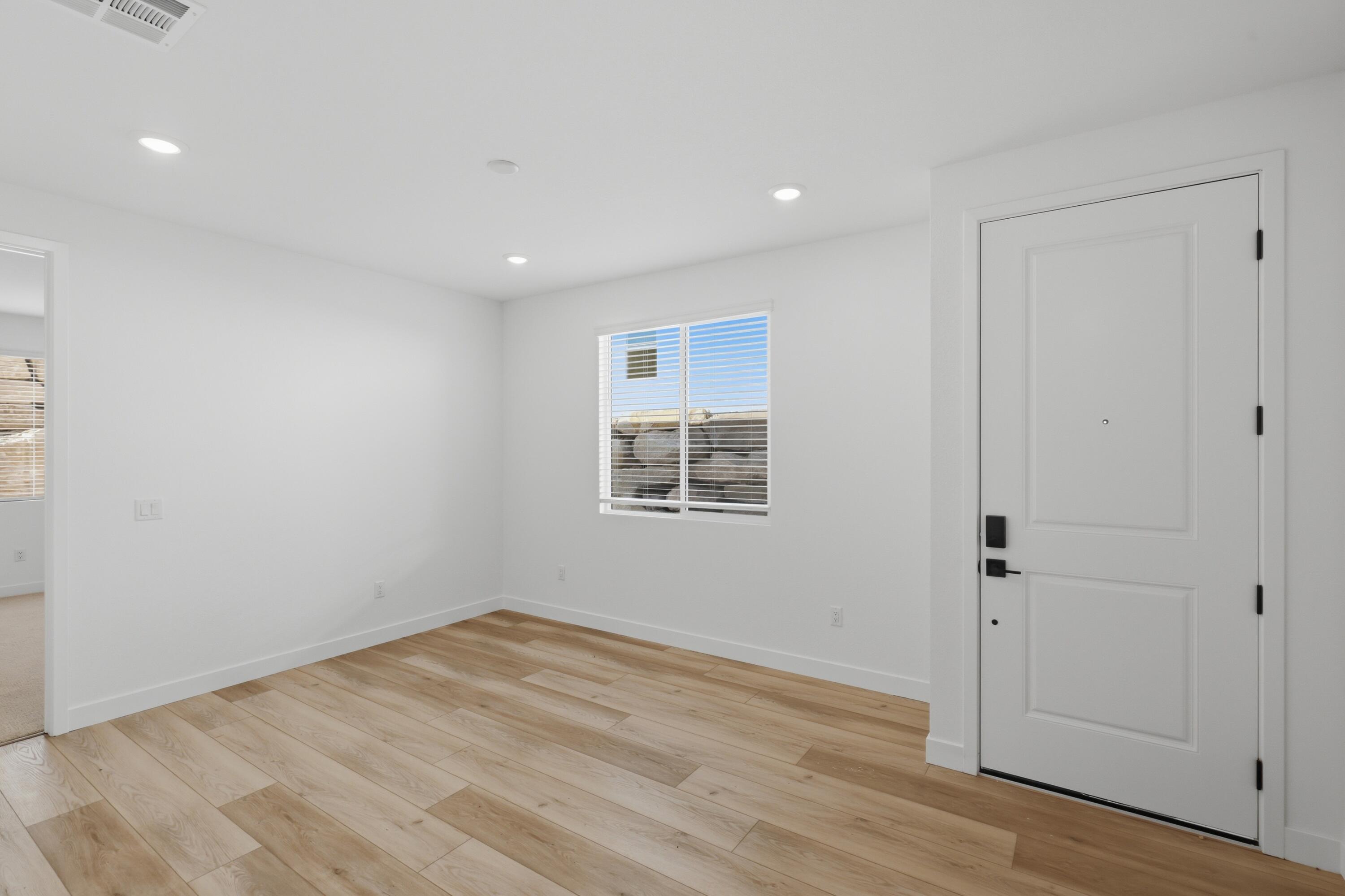 CECITA CREST AT DIVARIO - Residential