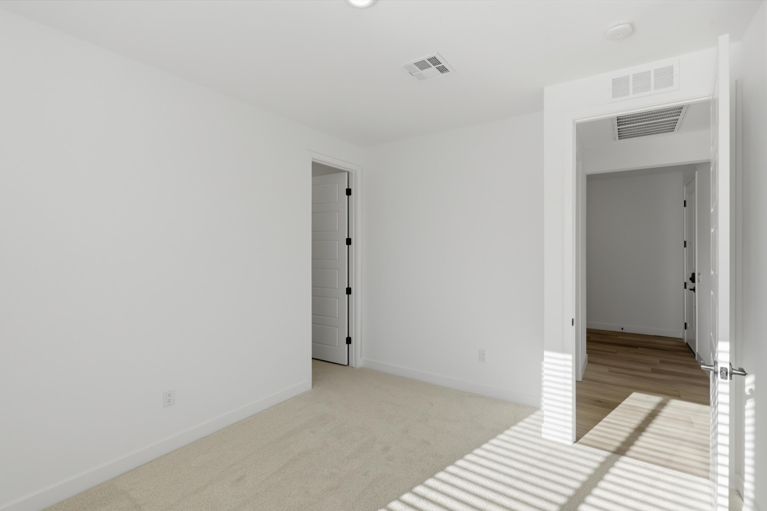 CECITA CREST AT DIVARIO - Residential