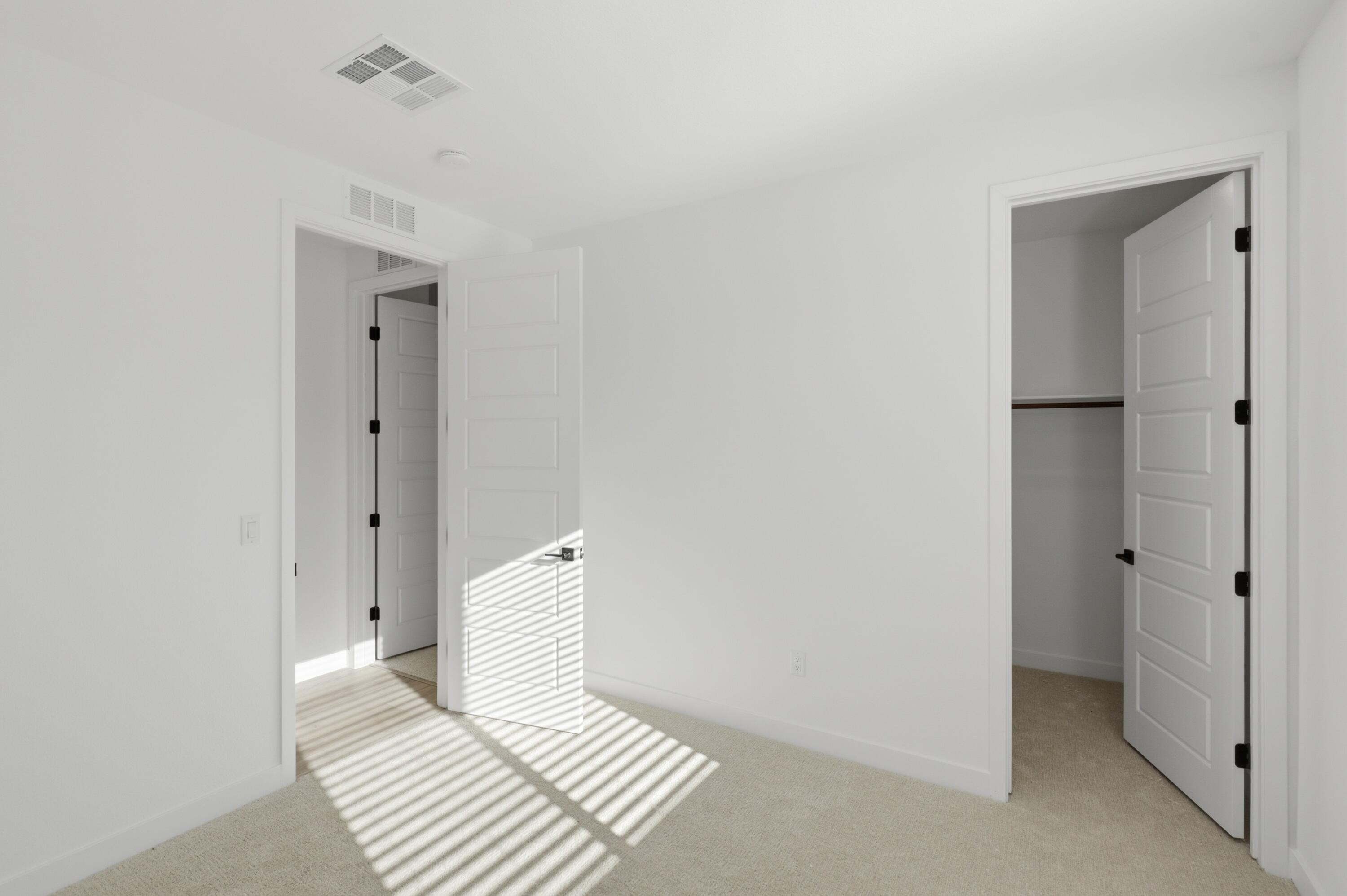 CECITA CREST AT DIVARIO - Residential