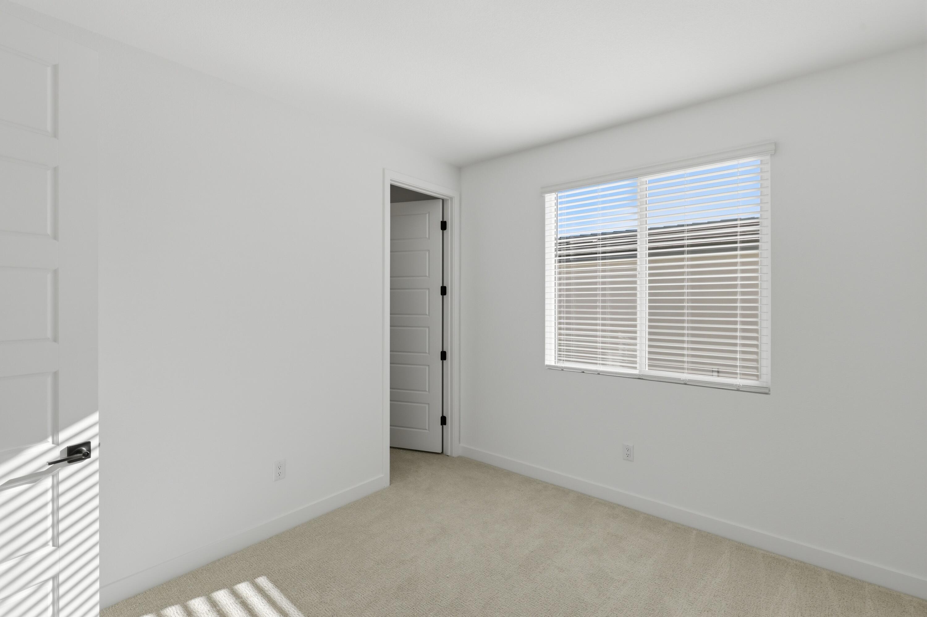 CECITA CREST AT DIVARIO - Residential