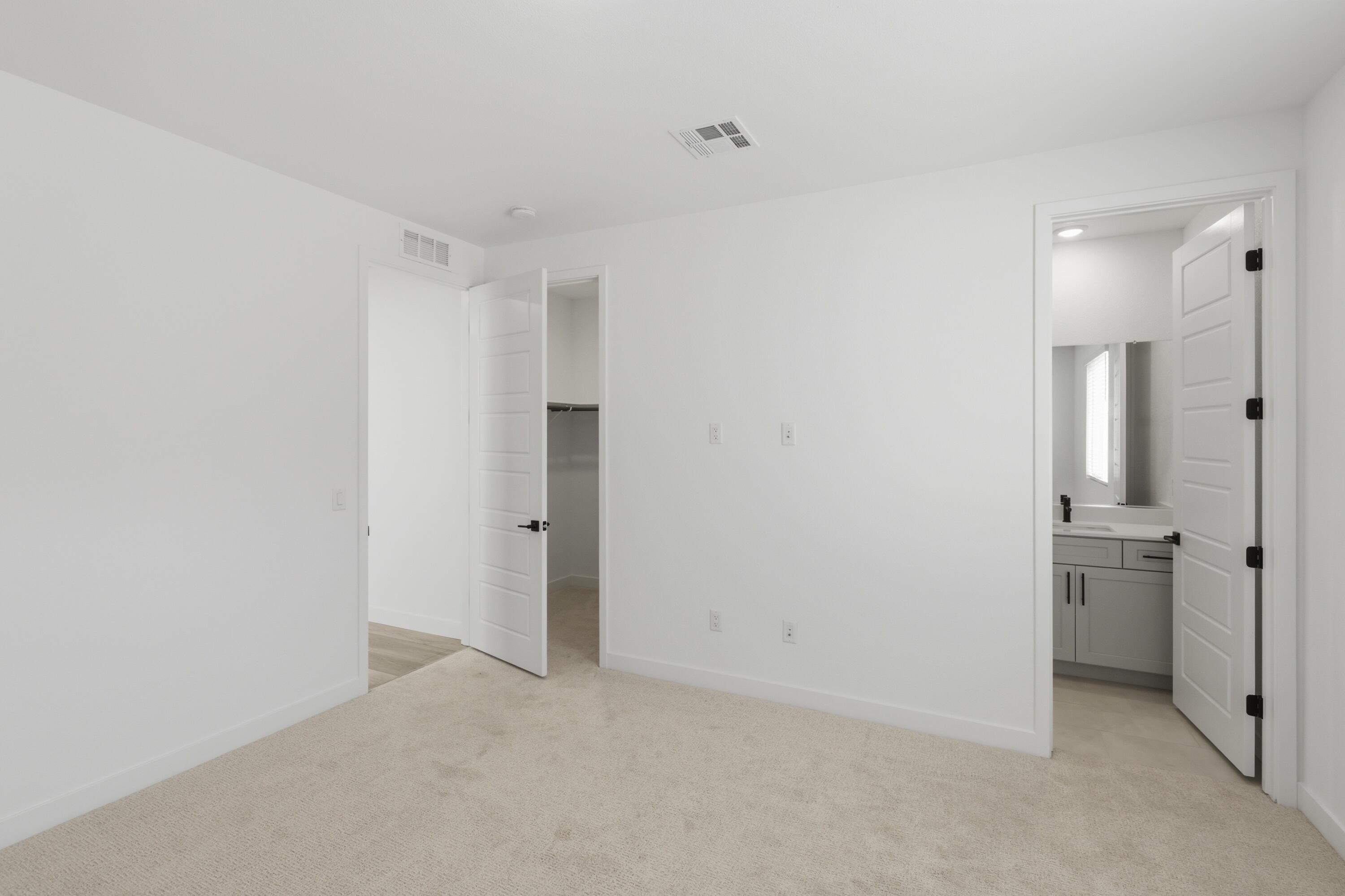 CECITA CREST AT DIVARIO - Residential