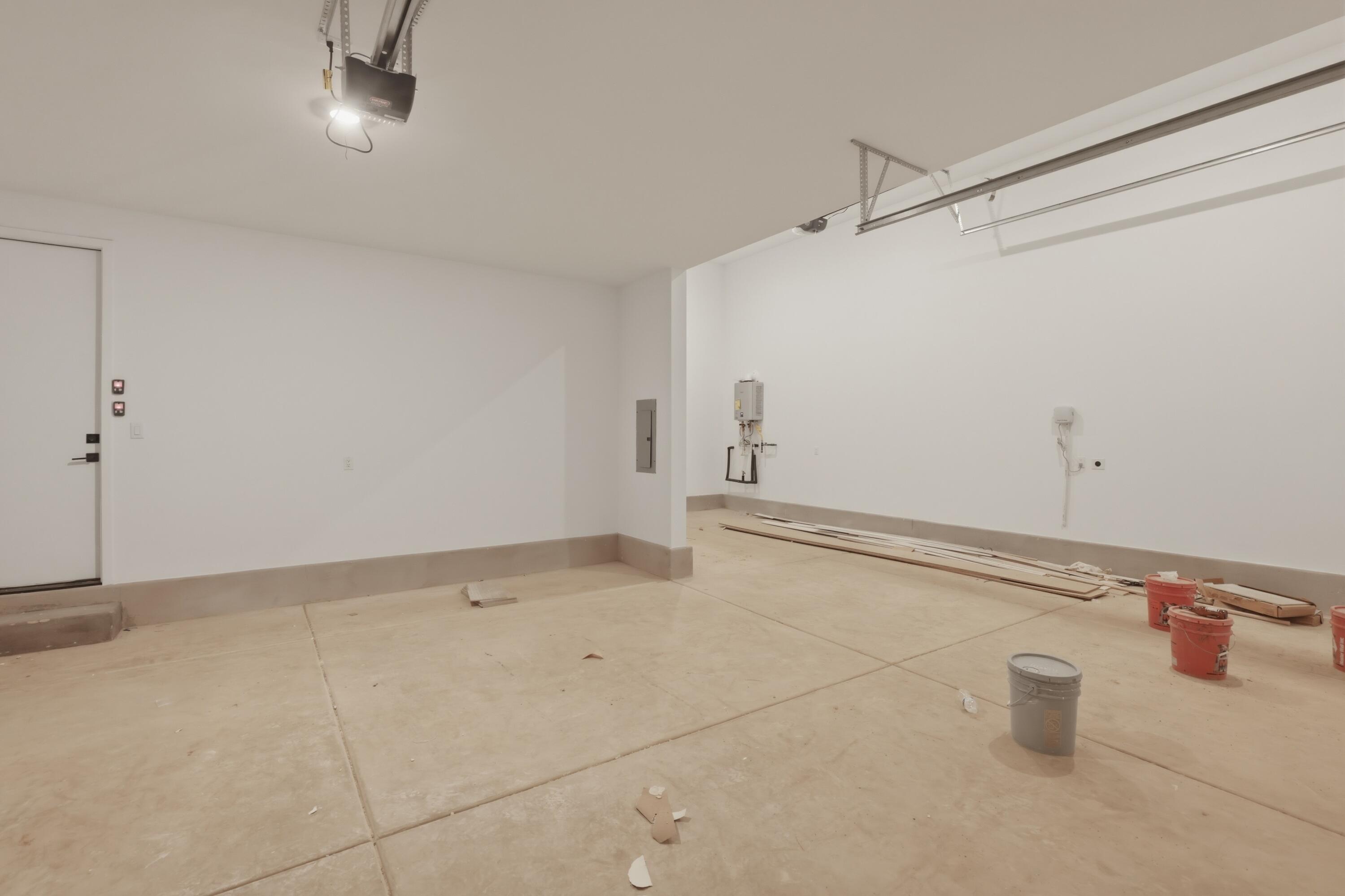 CECITA CREST AT DIVARIO - Residential