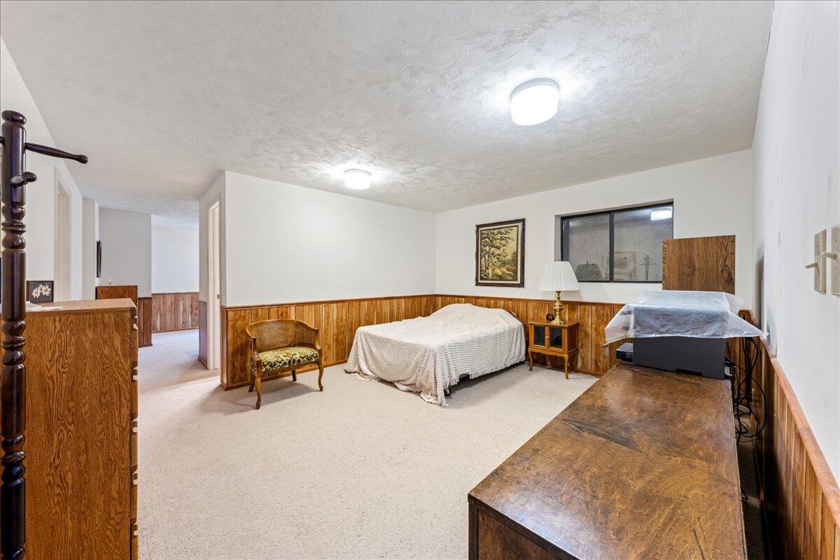 BLOOMINGTON COUNTRY CLUB - Residential