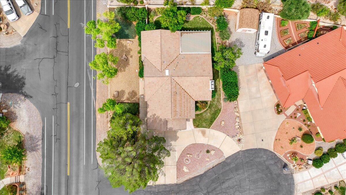 BLOOMINGTON COUNTRY CLUB - Residential