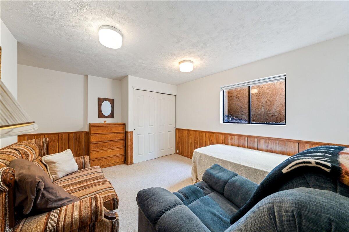 BLOOMINGTON COUNTRY CLUB - Residential