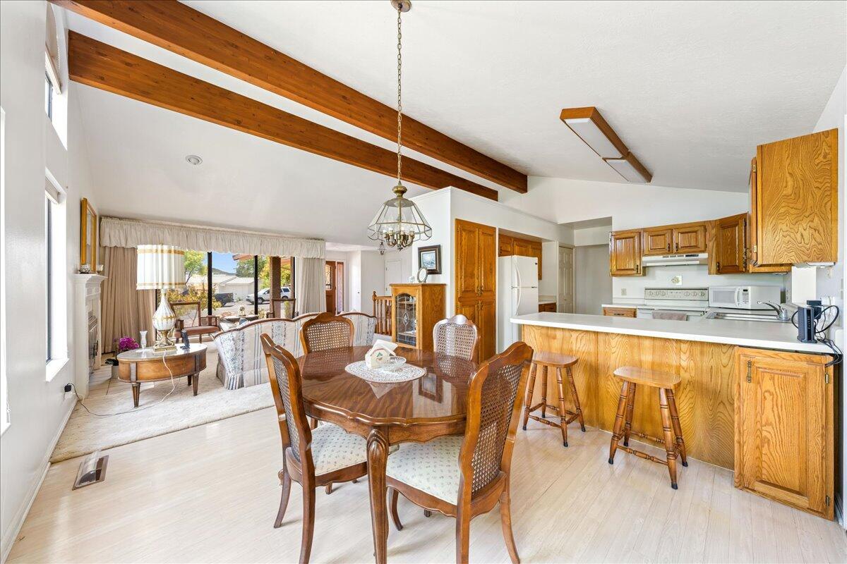 BLOOMINGTON COUNTRY CLUB - Residential