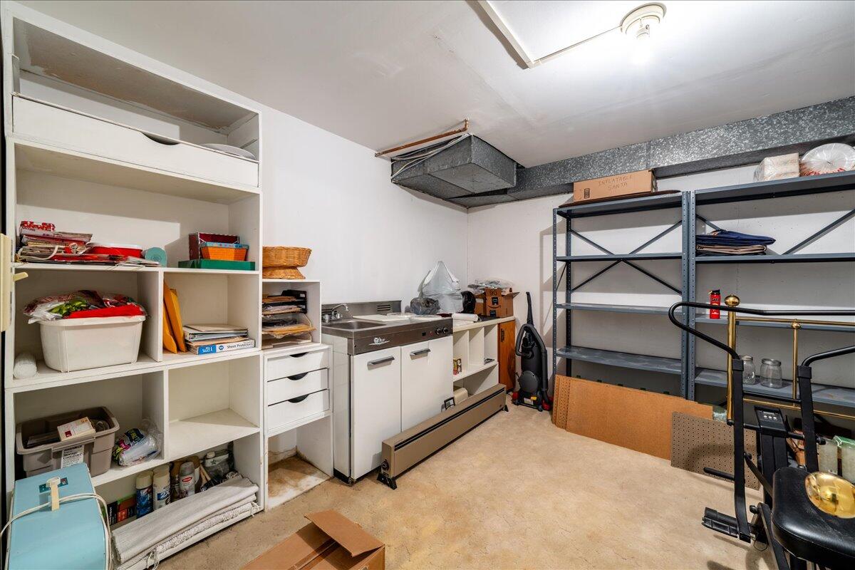 BLOOMINGTON COUNTRY CLUB - Residential