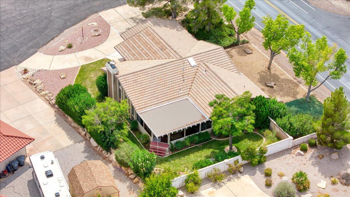 BLOOMINGTON COUNTRY CLUB - Residential