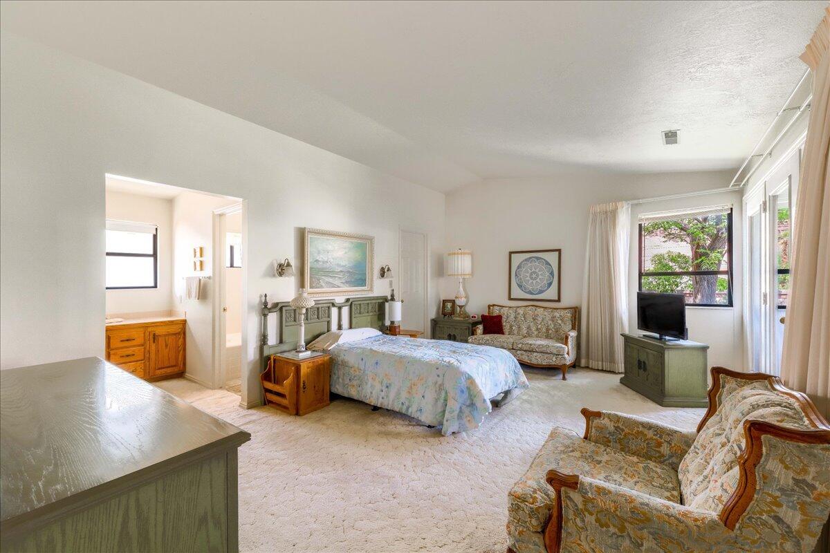 BLOOMINGTON COUNTRY CLUB - Residential