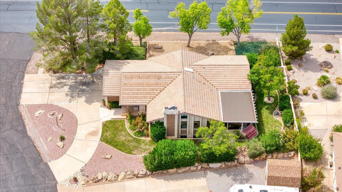 BLOOMINGTON COUNTRY CLUB - Residential