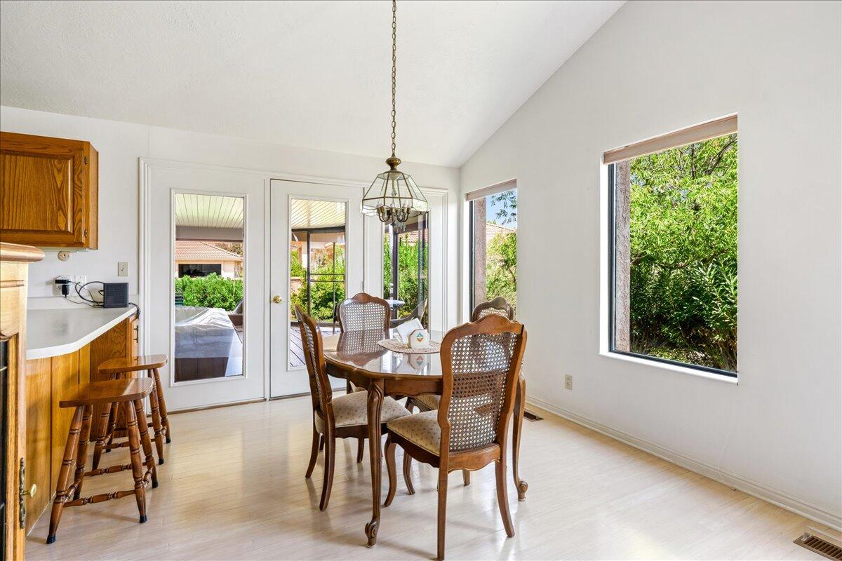 BLOOMINGTON COUNTRY CLUB - Residential