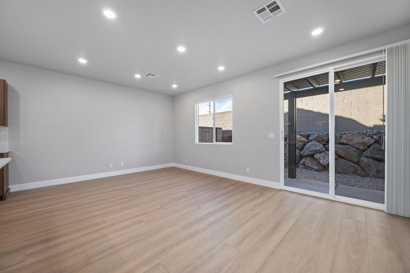 RISE AT CORAL CANYON - Residential