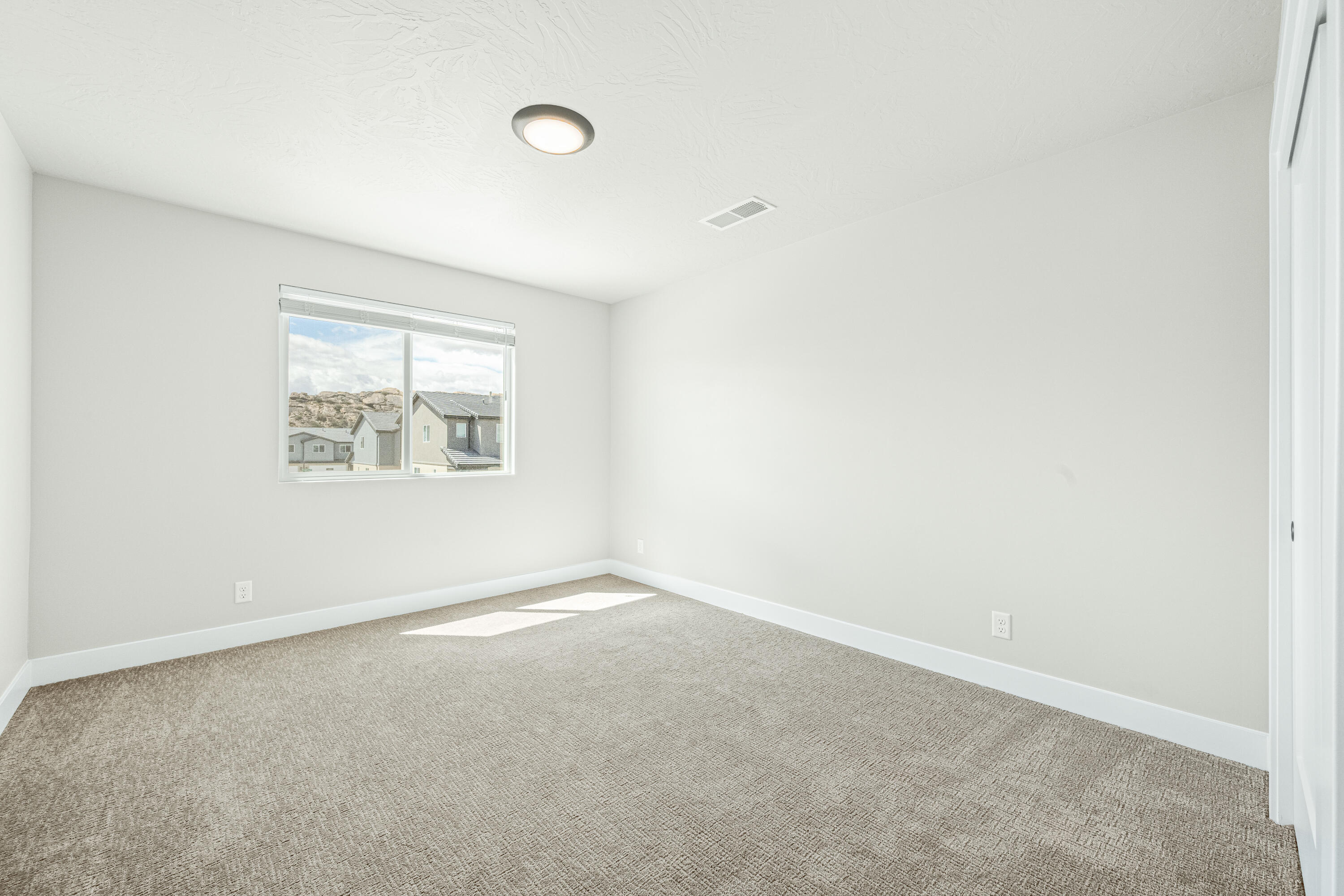 RISE AT CORAL CANYON - Residential