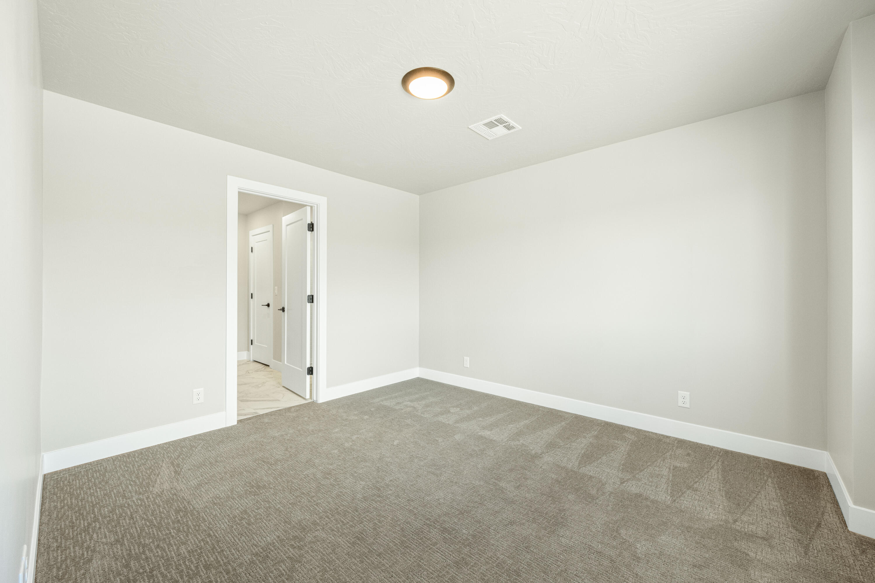 RISE AT CORAL CANYON - Residential