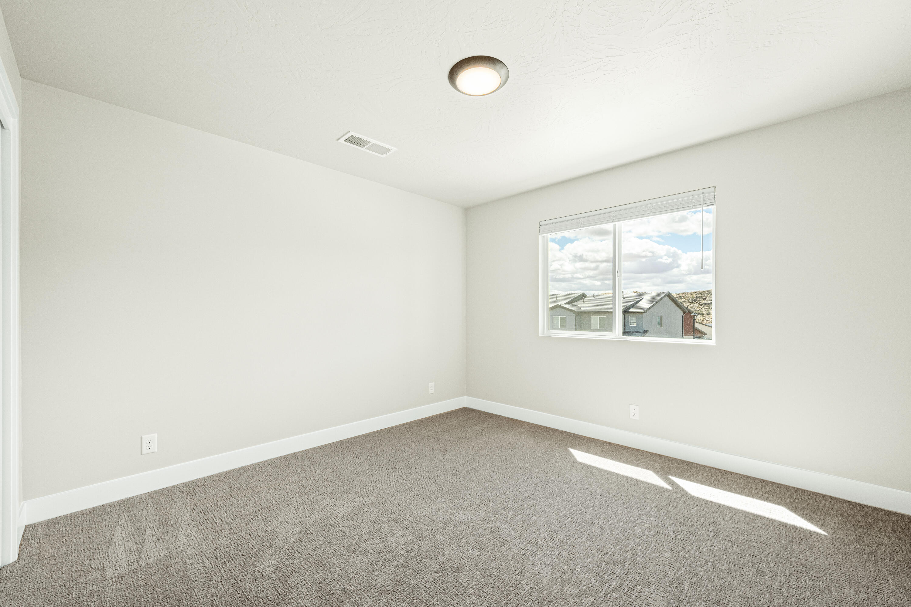 RISE AT CORAL CANYON - Residential