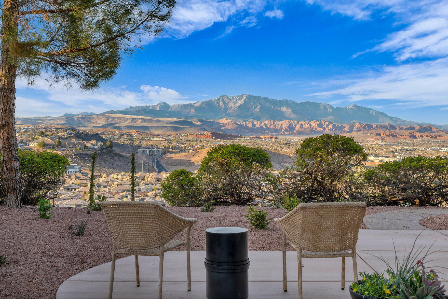 STONE CLIFF - Residential