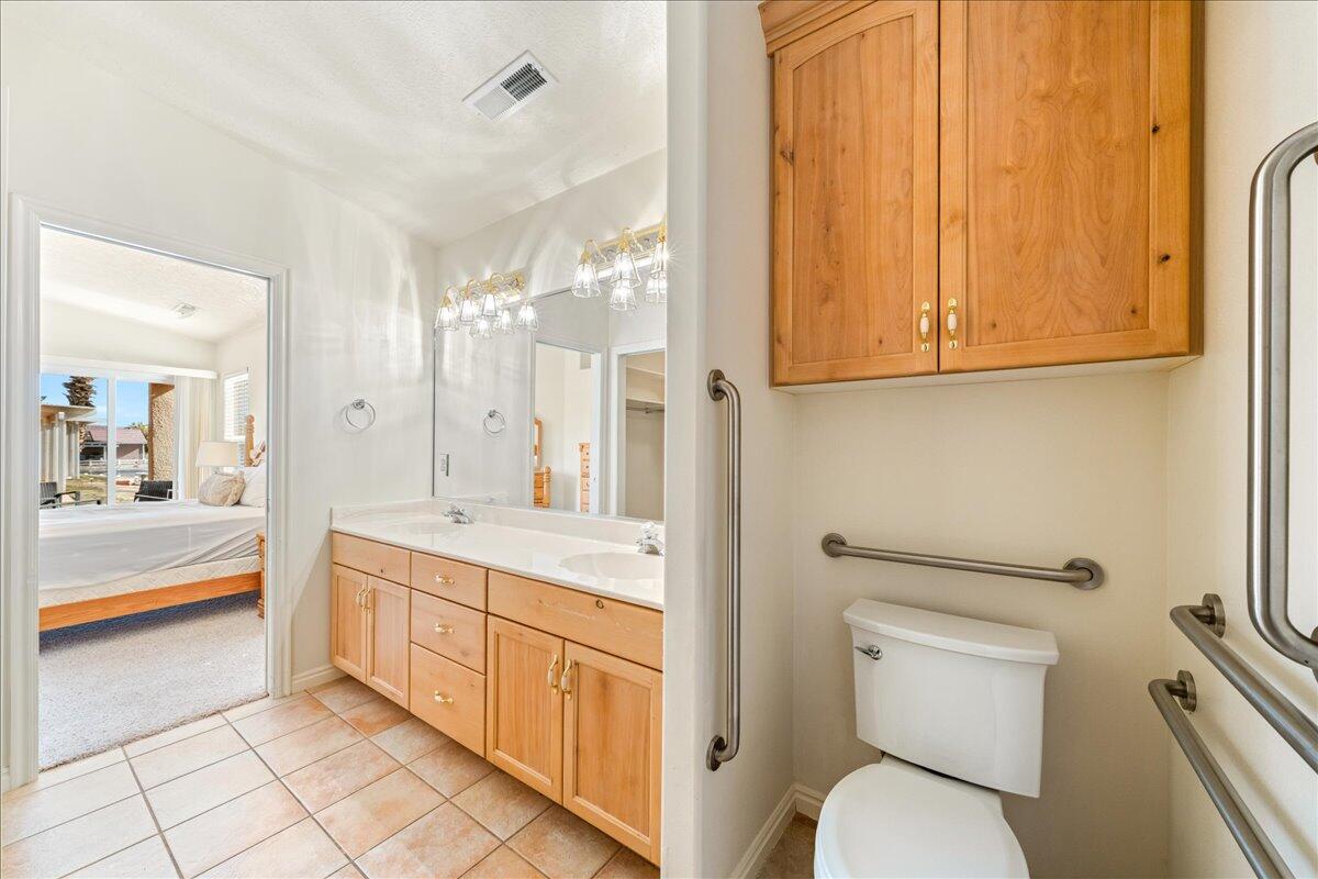 PADRE LAKES TOWNHOMES - Residential