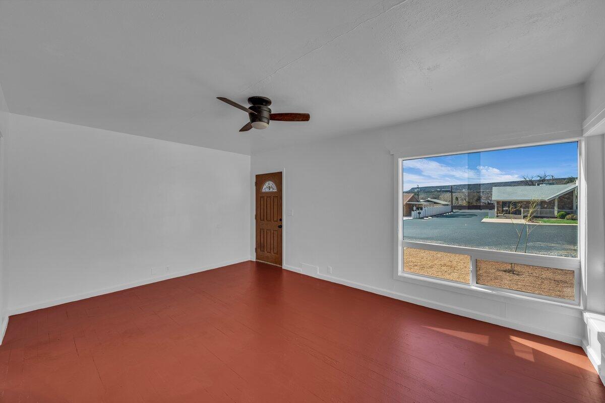 ST GEORGE TOWNSITE - Residential