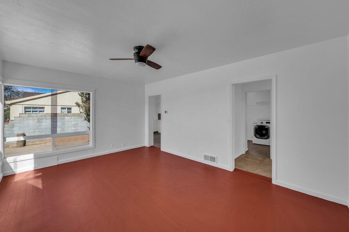 ST GEORGE TOWNSITE - Residential