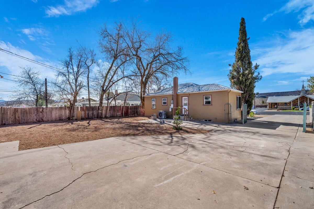 ST GEORGE TOWNSITE - Residential