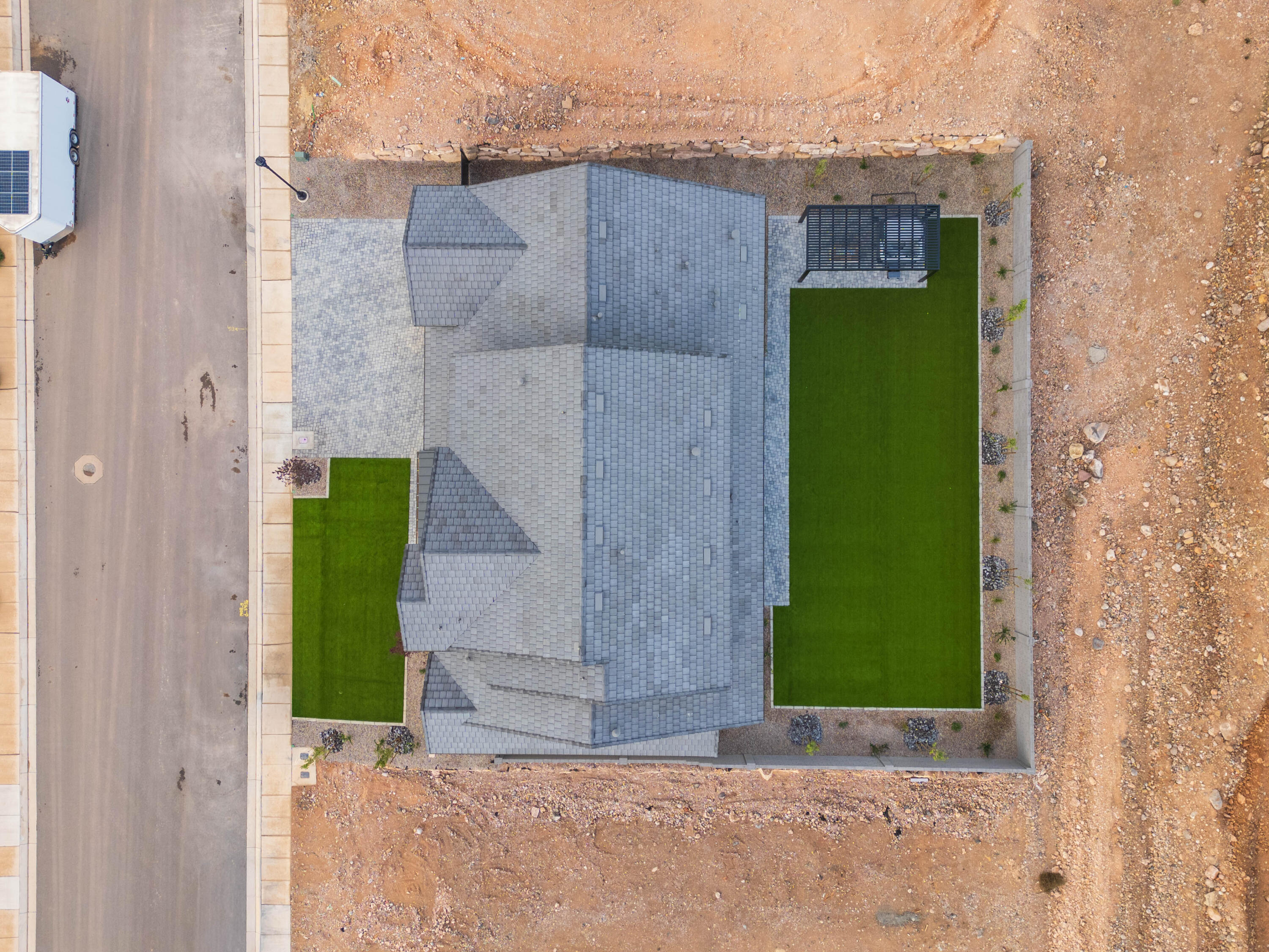 TONAQUINT RIDGE SUB - Residential