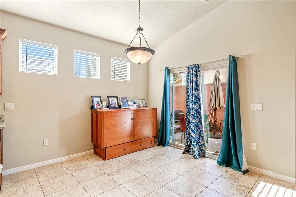 RED CLIFFS PARK - Residential