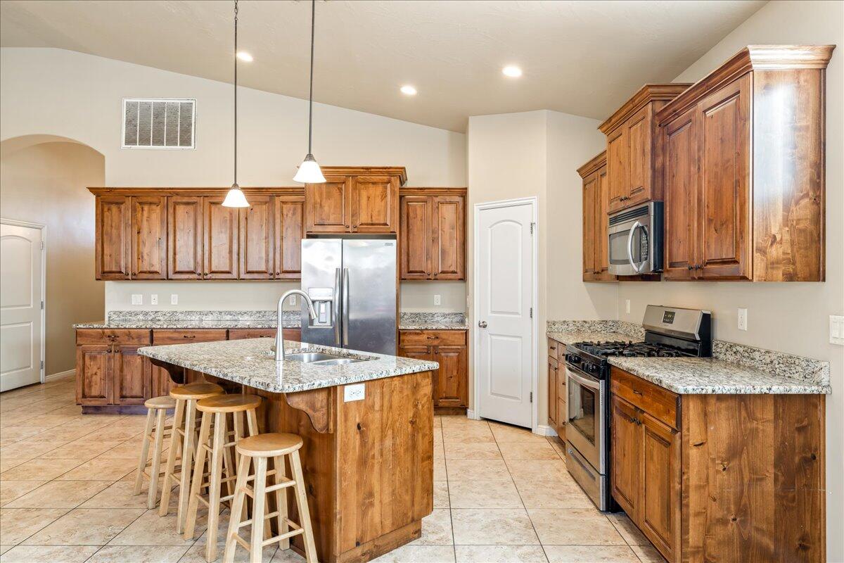 RED CLIFFS PARK - Residential