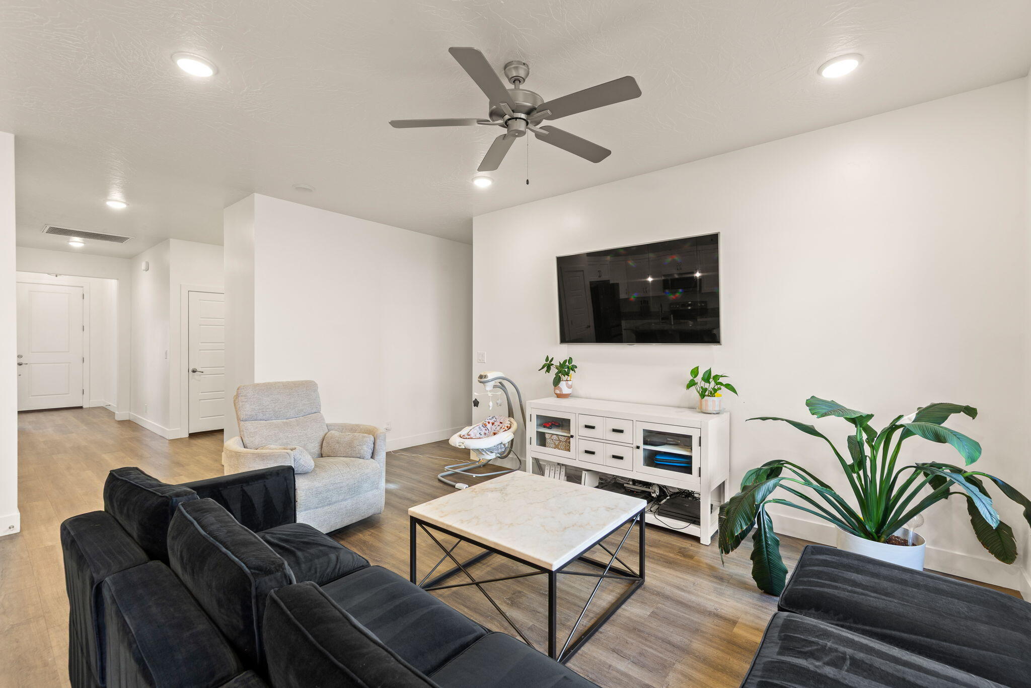 RED TRAILS SUNRISE VALLEY - Residential