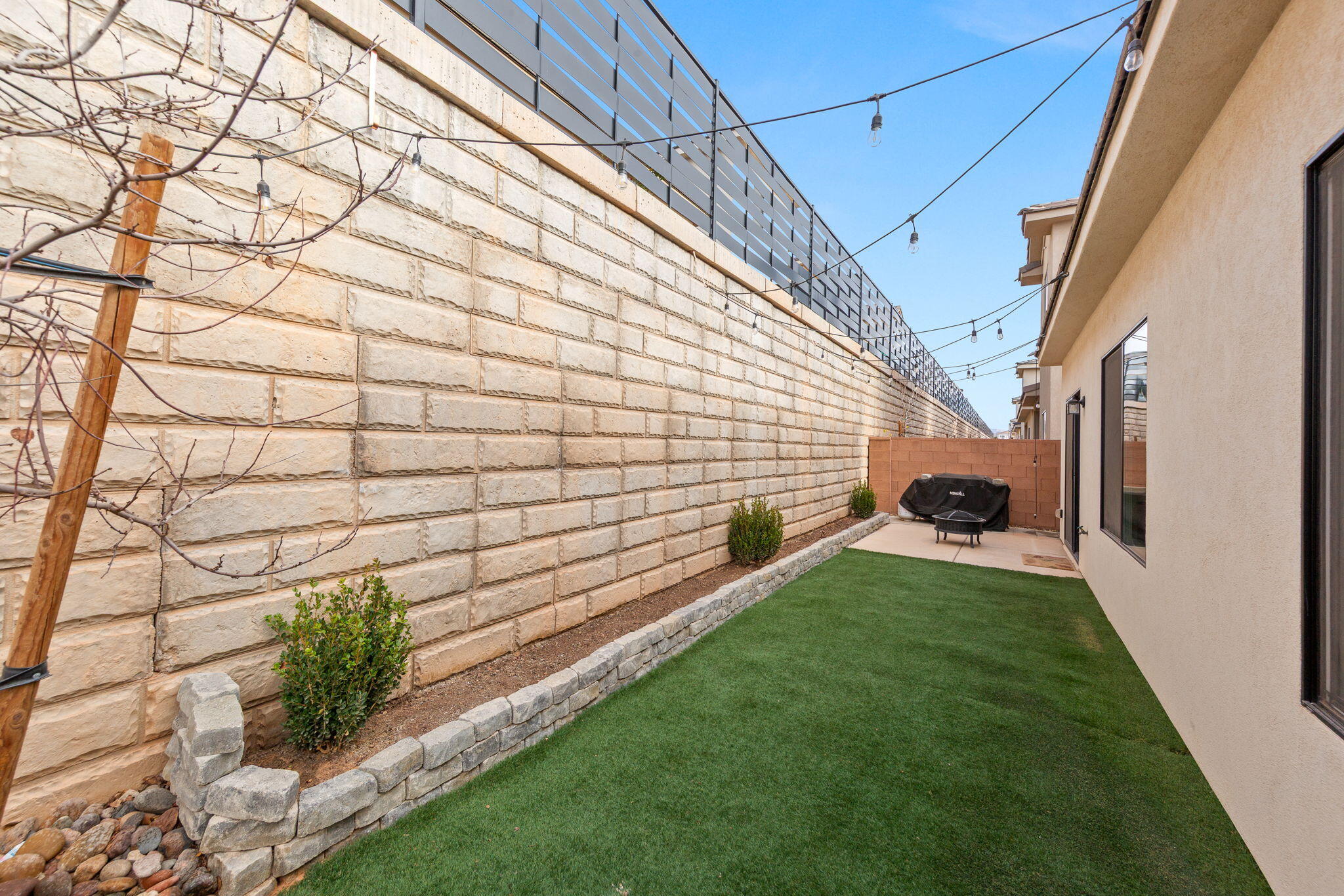 RED TRAILS SUNRISE VALLEY - Residential