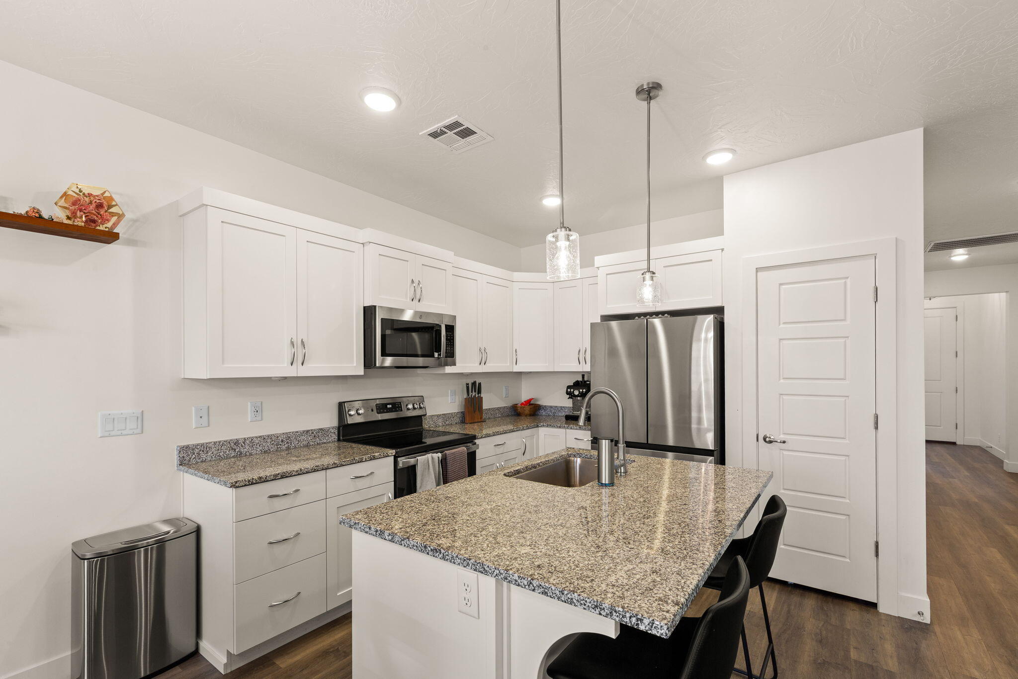 RED TRAILS SUNRISE VALLEY - Residential