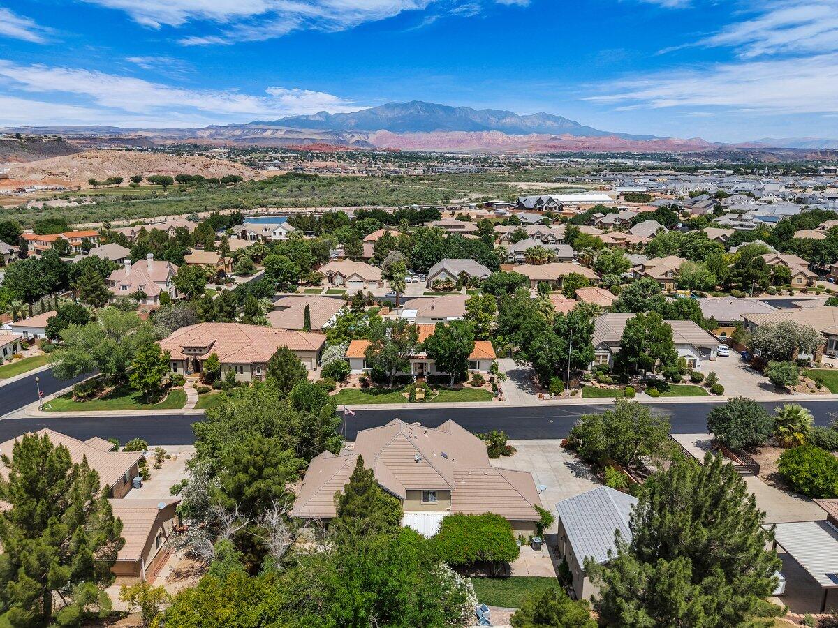 SPRINGS ESTATES - Residential