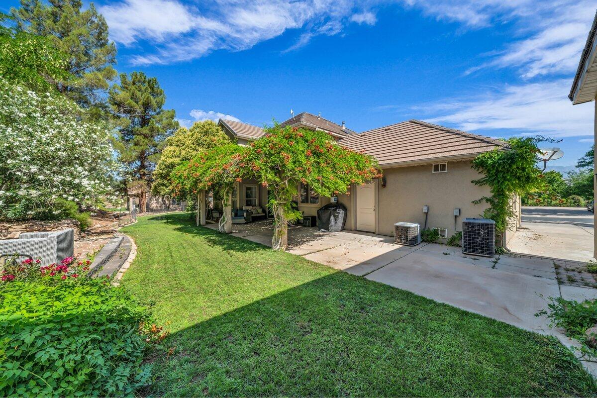 SPRINGS ESTATES - Residential