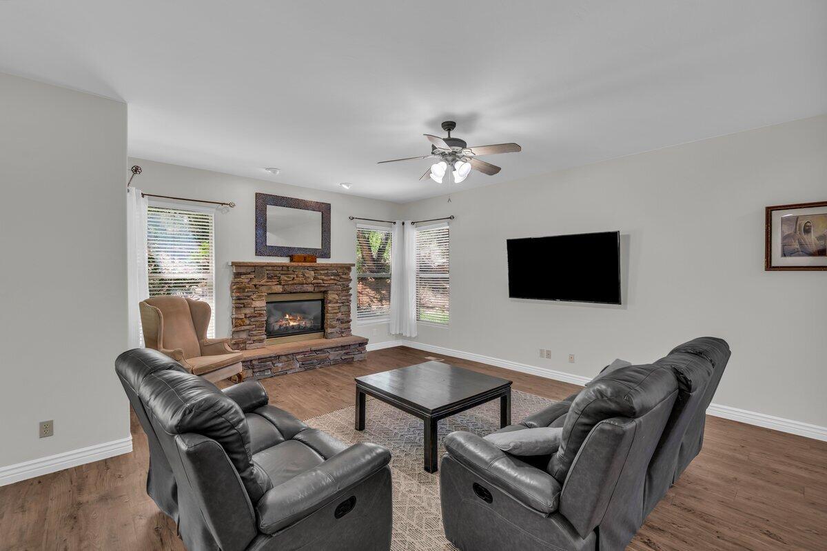 SPRINGS ESTATES - Residential