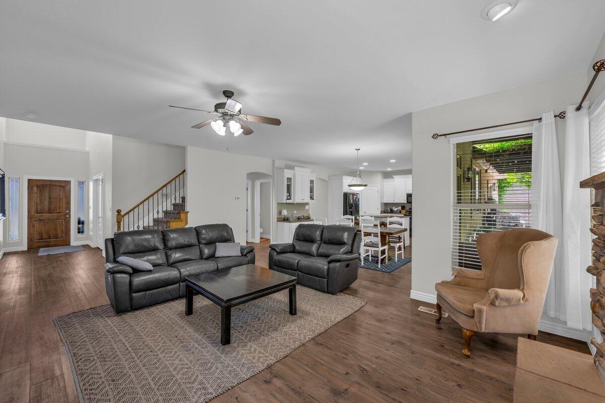 SPRINGS ESTATES - Residential