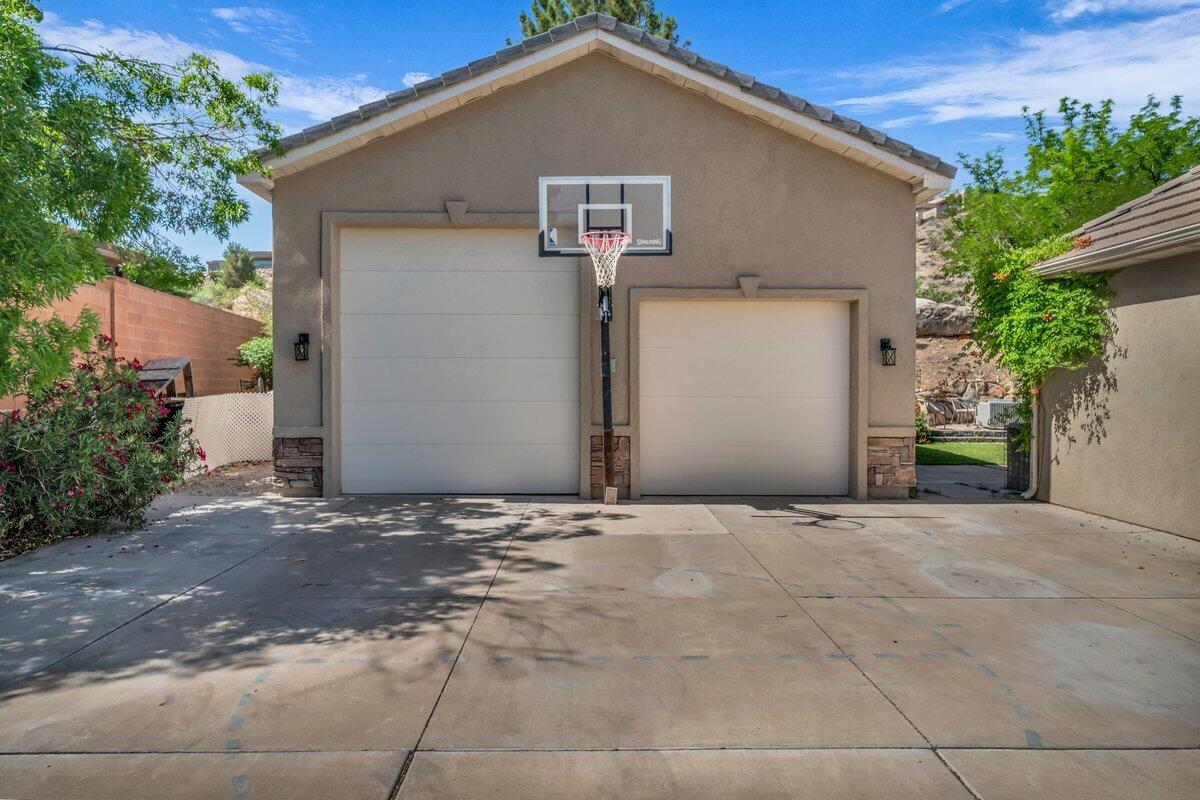 SPRINGS ESTATES - Residential