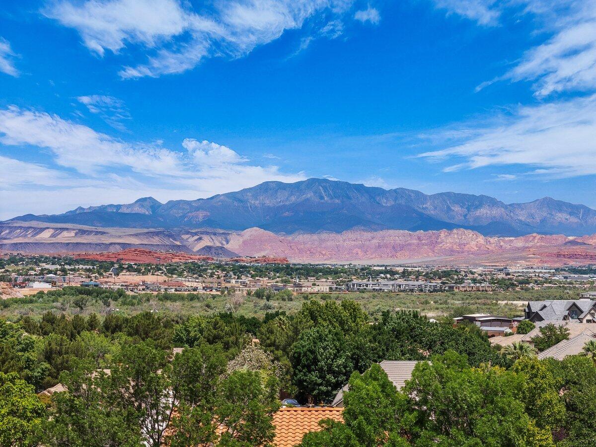 SPRINGS ESTATES - Residential