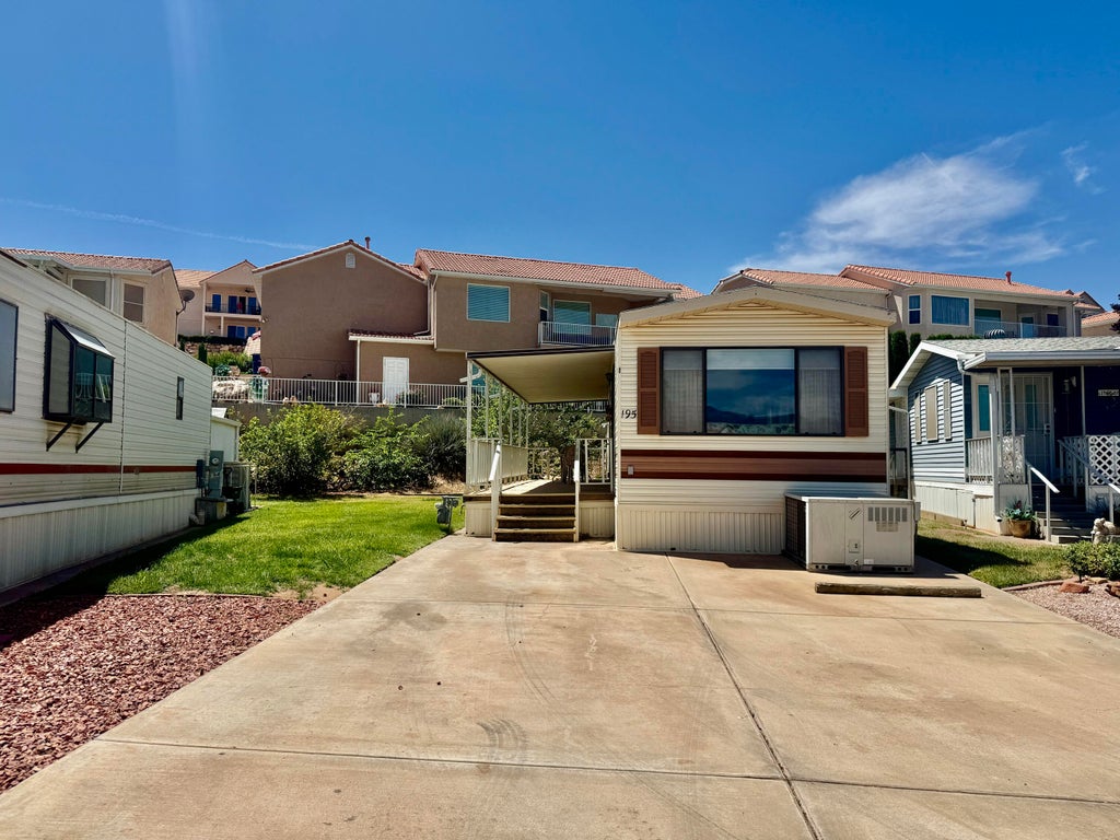 Photo of 1160 E Telegraph ST #195, Washington, UT 84780 (MLS # 26-273195)