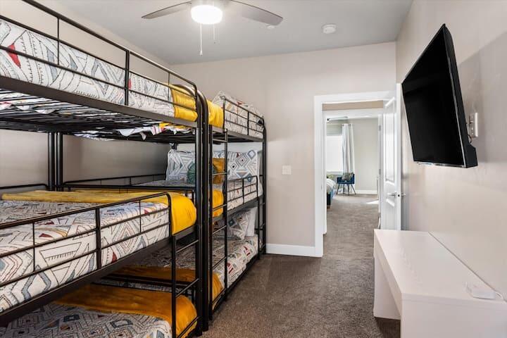 ZION VILLAGE TWHM - Residential