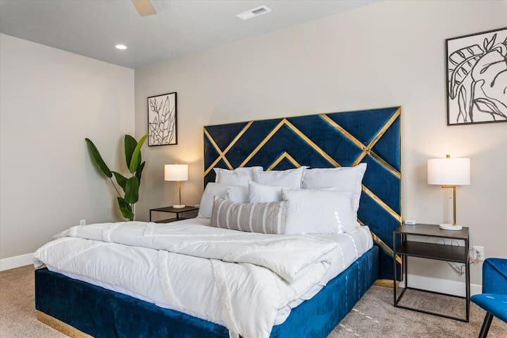 ZION VILLAGE TWHM - Residential