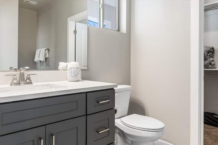 ZION VILLAGE TWHM - Residential