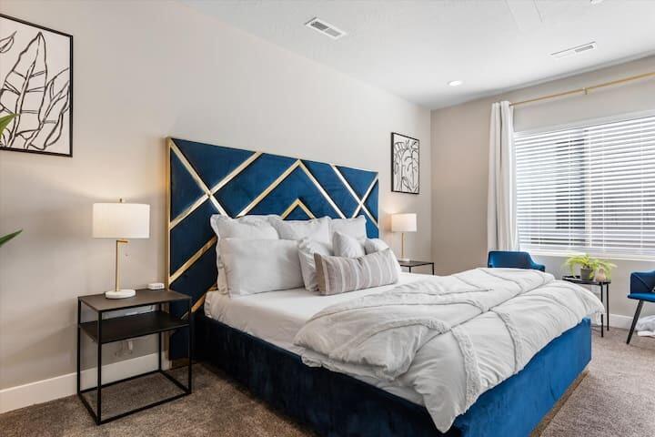 ZION VILLAGE TWHM - Residential