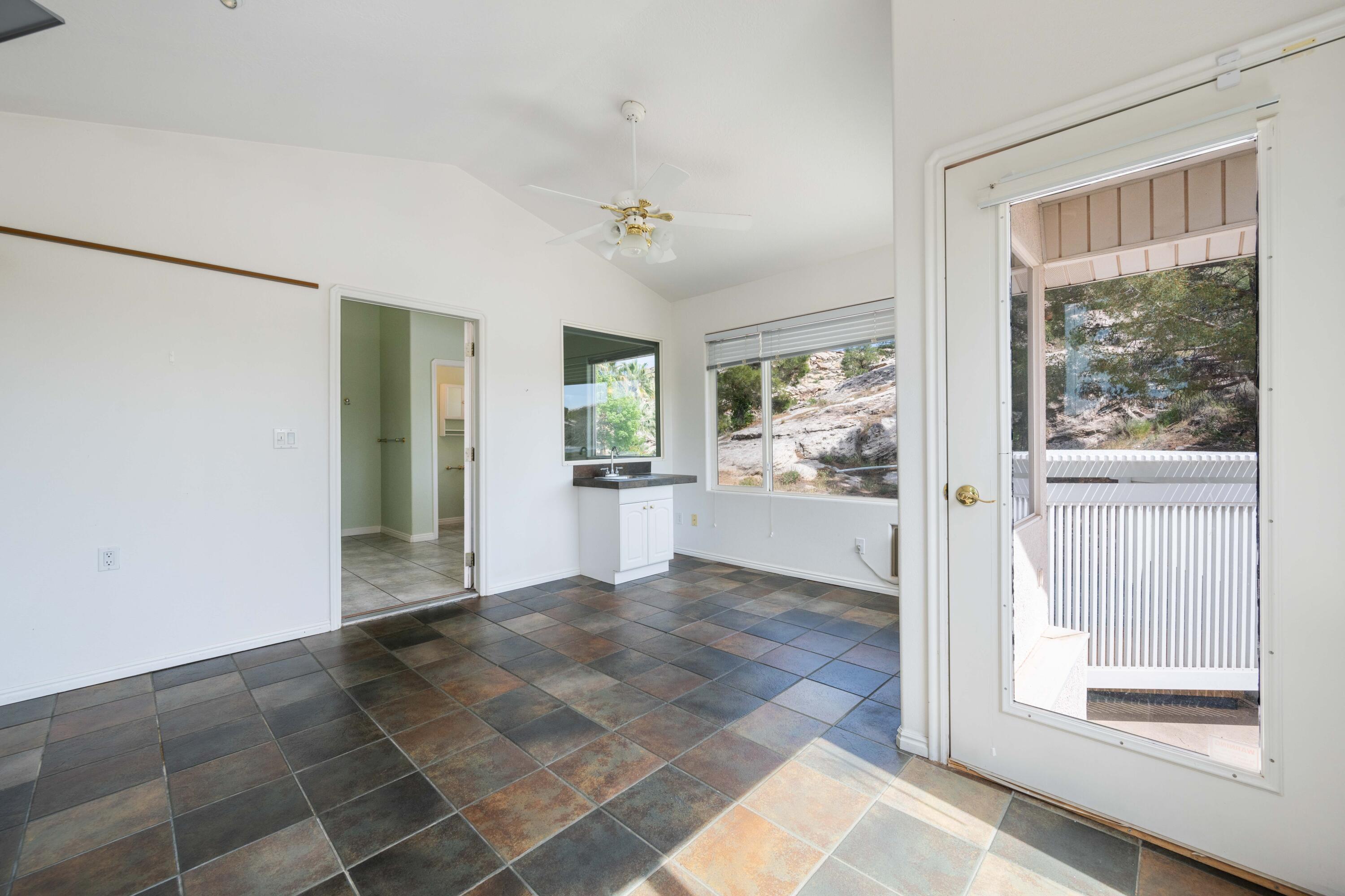 BOULDERS - Residential